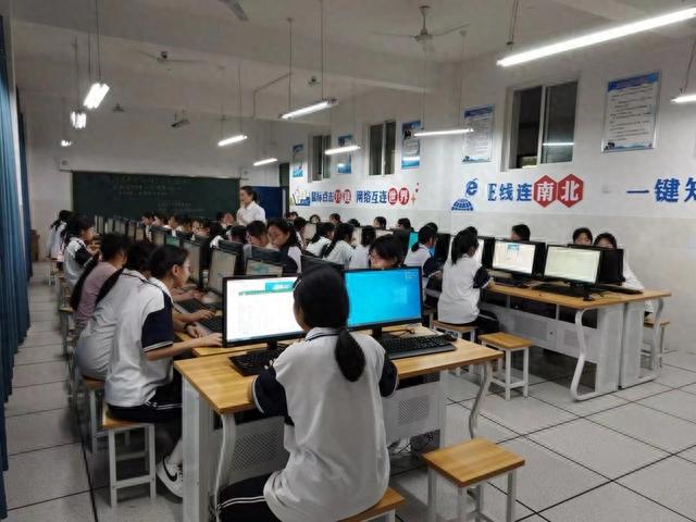 廣元精神衛(wèi)生中心授牌“四川省區(qū)域兒童青少年心理健康關(guān)愛(ài)基地”，以信息技術(shù)咨詢(xún)服務(wù)賦能心理健康新篇章